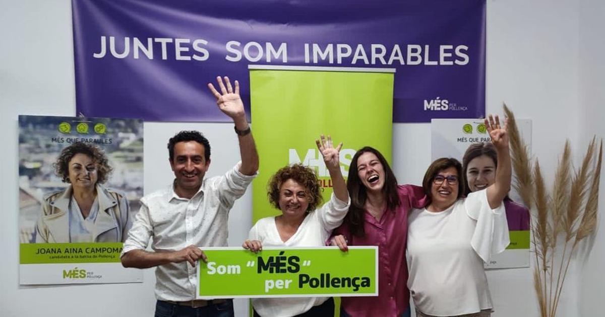 Las representantes de Més per Pollença celebran los resultados que les dejan con posibilidades de gobernar.