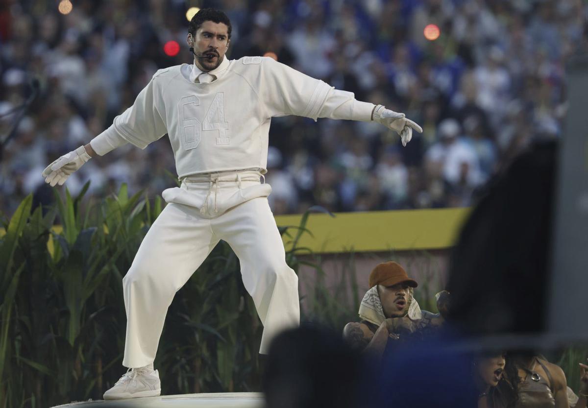 Bad Bunny, con el conjunto de Zara.