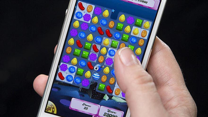 El videojuego Candy Crush, en un teléfono móvil.