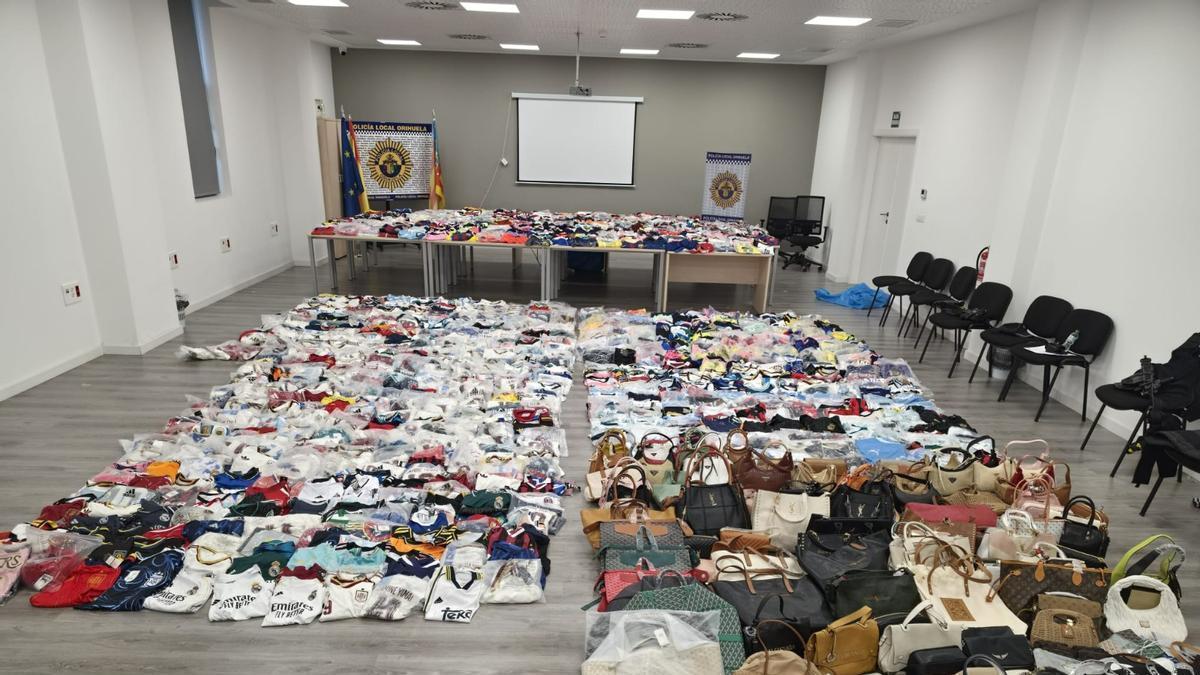 Material intervenido por agentes de la Policía Local
