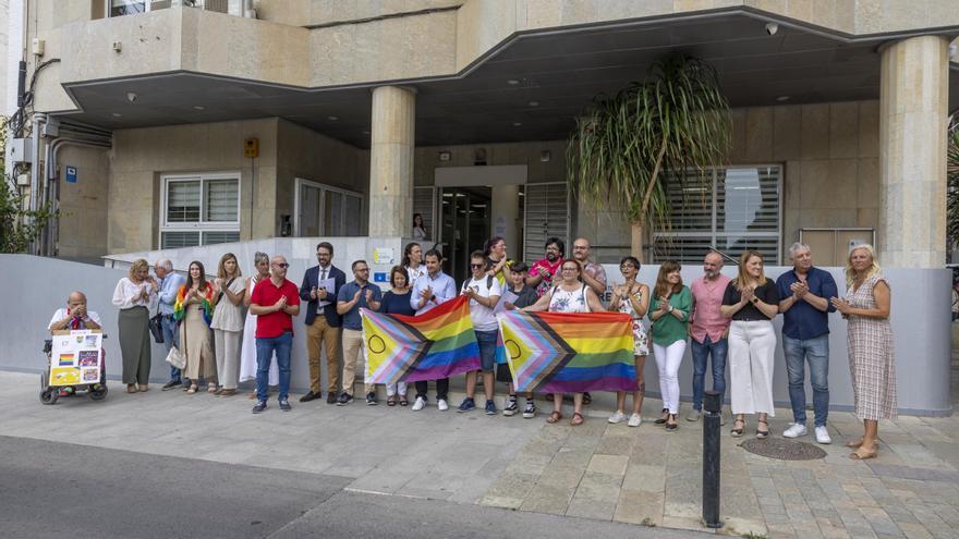 Vox desautoriza la participación de su concejala Yolanda Cabezuelo en el acto del Orgullo LGTBI de Torrevieja