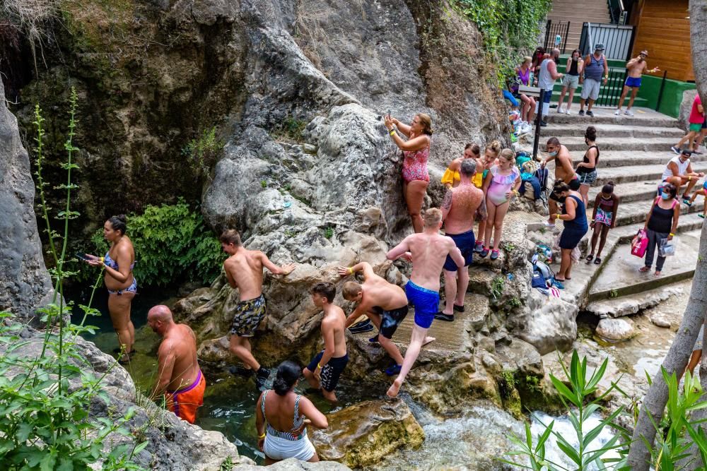 Aforo desbordado en les Fonts de l''Algar