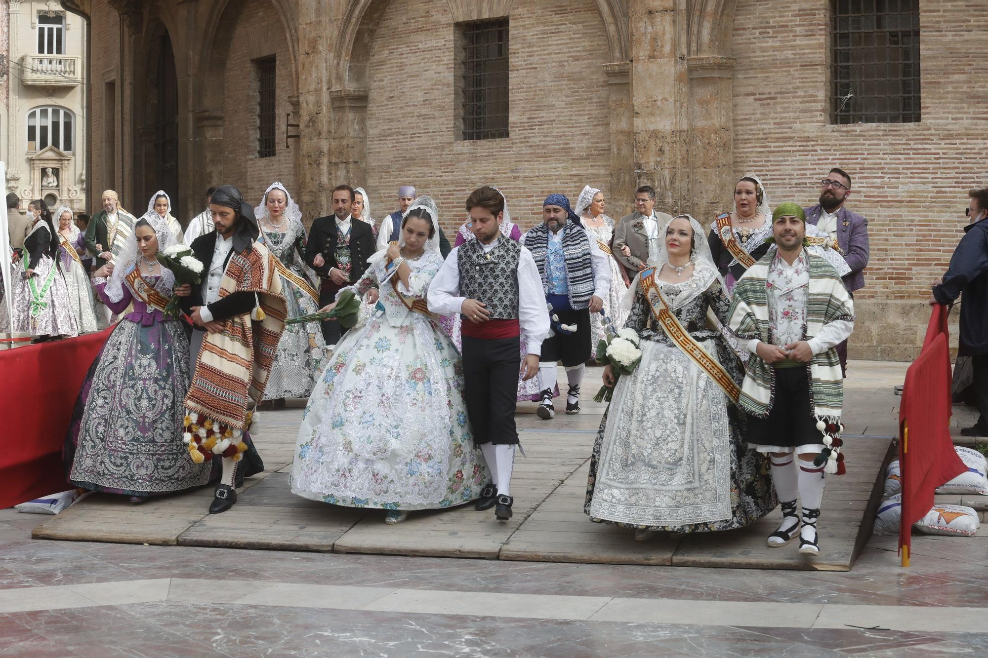 Búscate en el segundo día de ofrenda por la calle de la Paz (entre las 15:30 a las 17:00 horas)