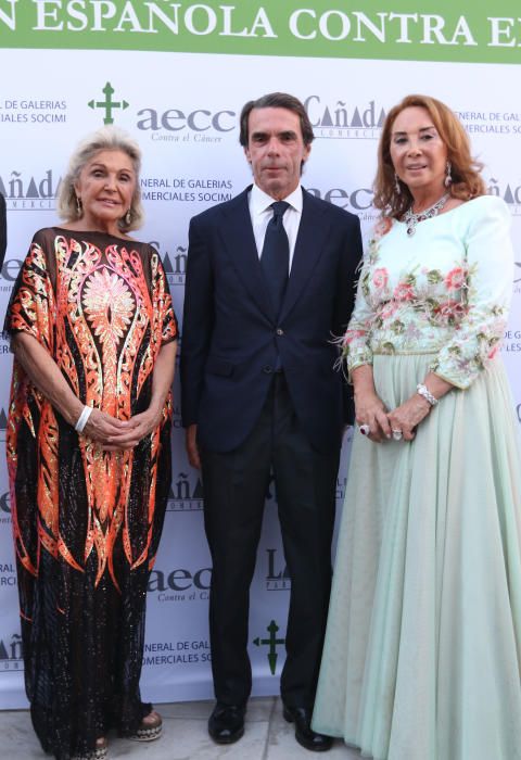 José María Aznar, Manolo Santana e Inés Sastre, entre los asistentes a la XXXV Cena de Gala de Marbella