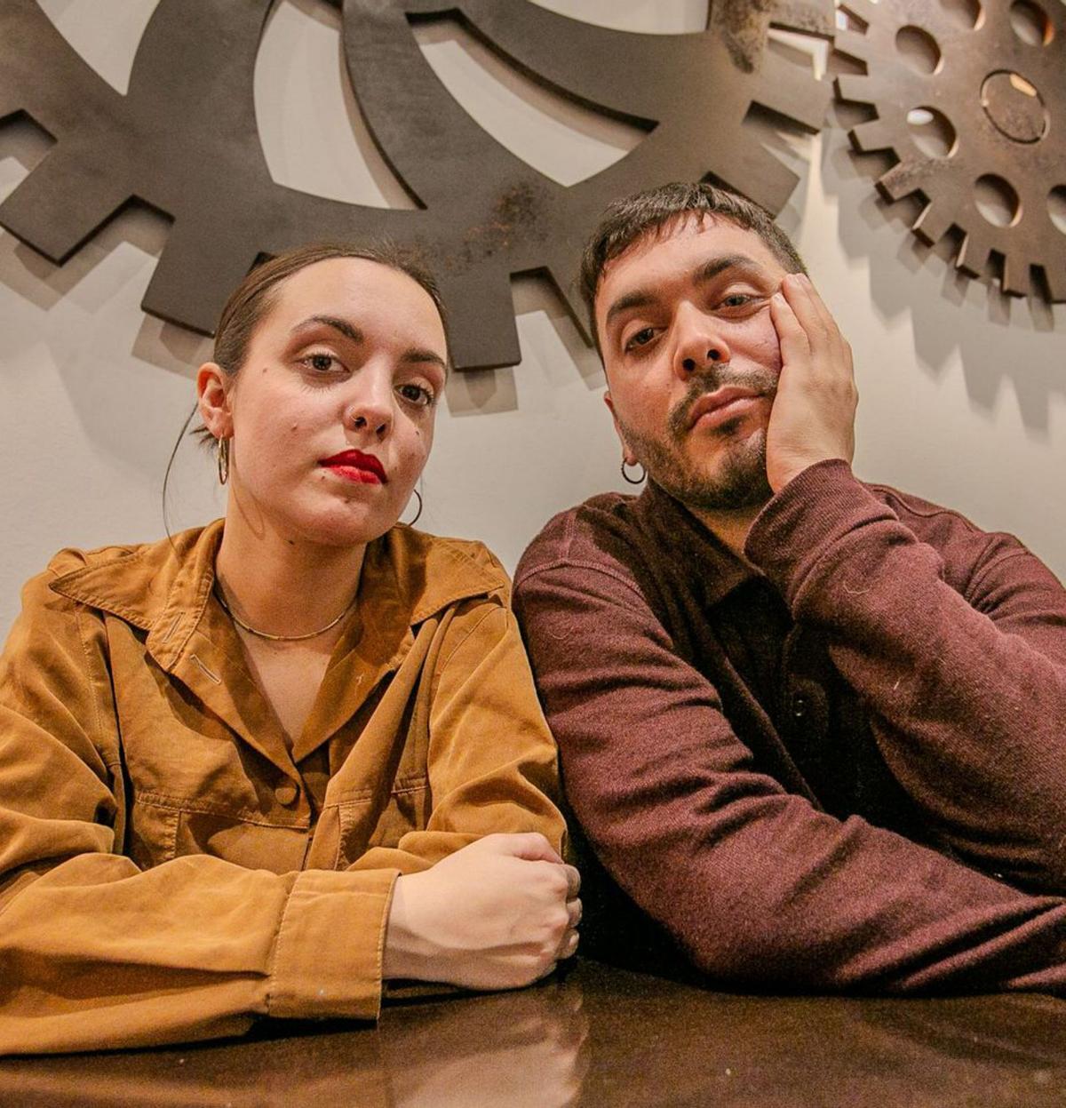 Ginestà i l’amorcom a revolució Ginestà i l’amorcom a revolució