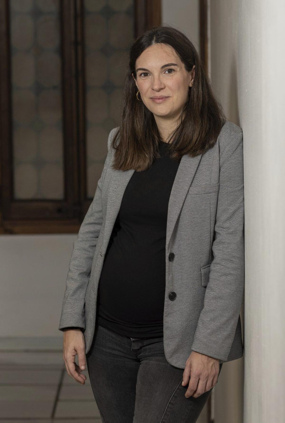 Regina Vila, psicòloga i investigadora: "Psicològicament aquesta època pot ser dura per als joves"