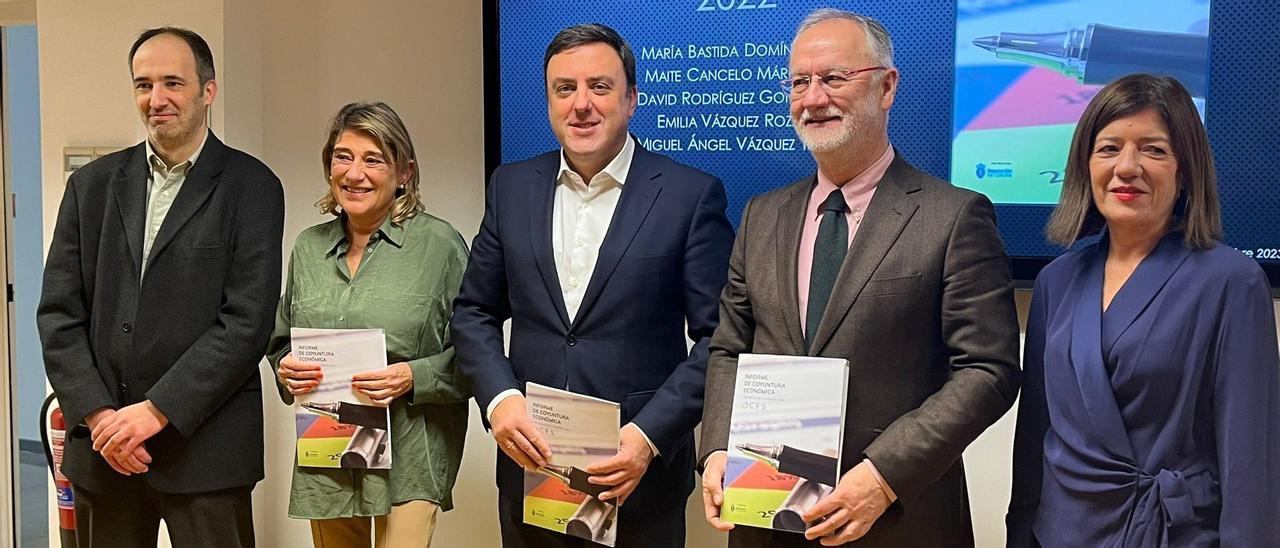 Imagen del acto de presentación del informe.