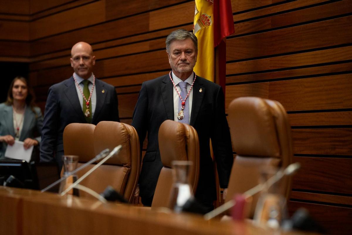 Los rostros zamoranos en la constitución de las Cortes de Castilla y León: la sesión, en imágenes Los rostros zamoranos en la constitución de las Cortes de Castilla y León: la sesión, en imágenes