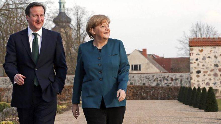 Cameron y Merkel apuestan por una UE &quot;más flexible&quot;