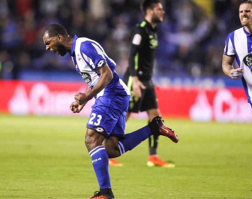 Babel y Riazor explotan con su gol