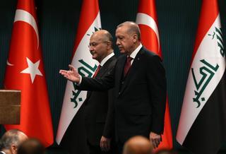 Turquía e Irak intensifican su cooperación para combatir al terrorismo islámico