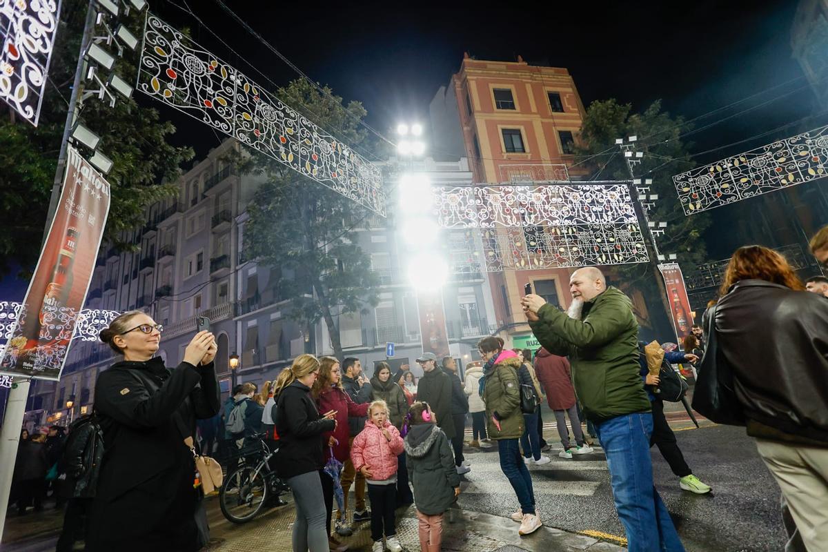 Así son las luces de Cuba - Literato Azorín de las Fallas 2026
