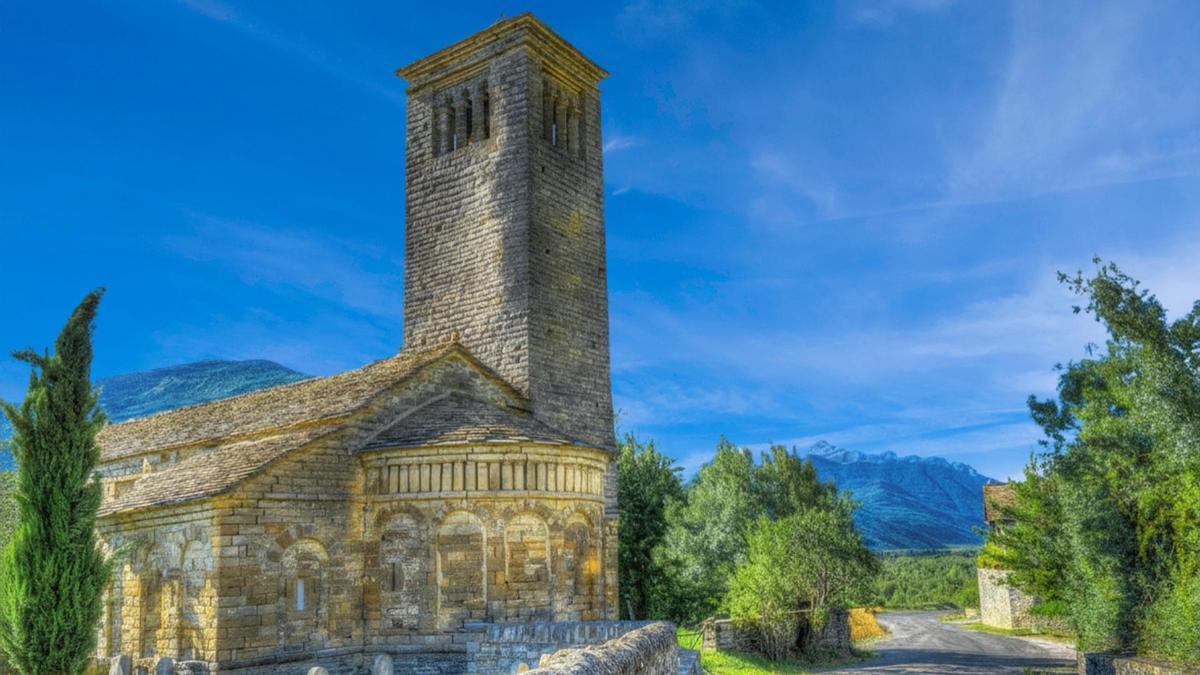 Una iglesia medieval declarada Monumento Histórico-Artístico que se esconde en un pueblo de 20 habitantes de Huesca