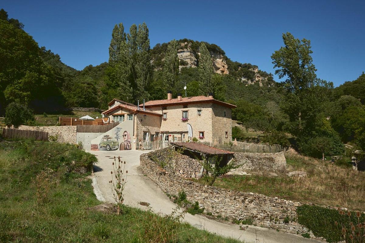 Caserío Montehermoso, en Astúlez, Álava.