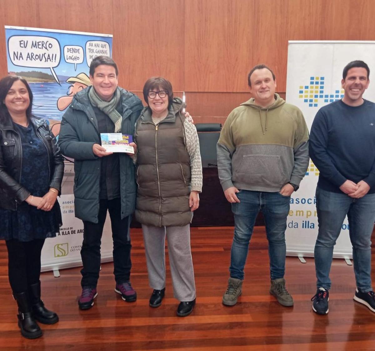 Empresarios de A Illa entregan sus premios de Navidad | FDV