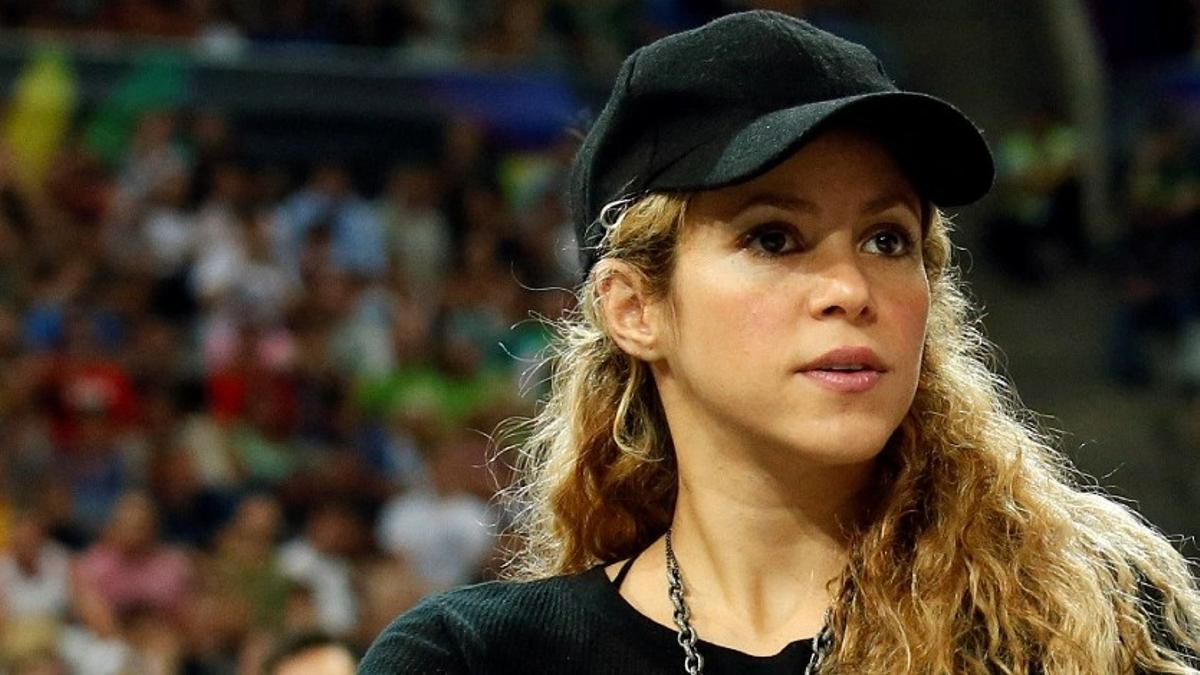 Així reacciona Shakira al vídeo de Piqué fent petons a la seva nova nòvia