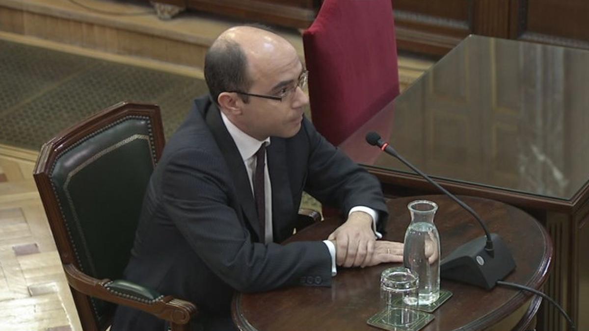 Felipe Martínez Rico detalla ante el tribunal del 'procés' cómo se fue incrementando el control de las cuentas de Catalunya