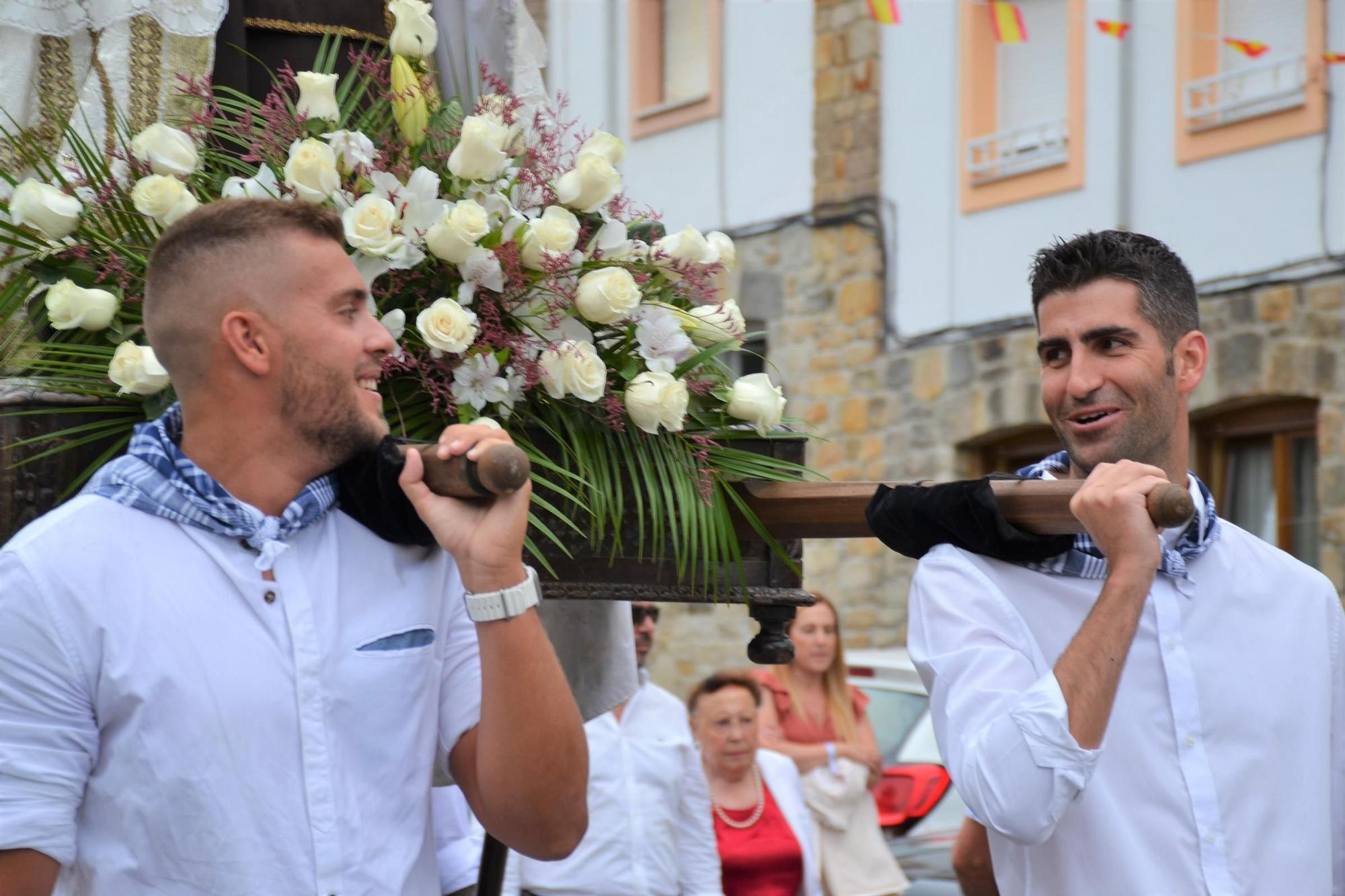 Lastres celebró la Virgen del Carmen
