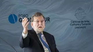 Rajoy habla en Lanzarote sobre política migratoria: "Ni papeles para todos, ni echar a todos de una patada"