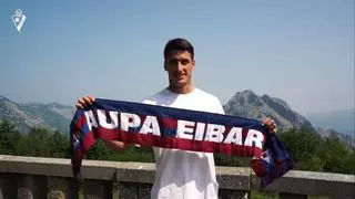 Olaetxea firma por el Eibar hasta 2027 y el Sporting le da las "gracias por todo lo que nos diste"