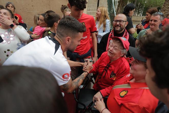 Así ha sido el recibimiento del Mallorca en el Consolat de Mar tras la final de Copa del Rey