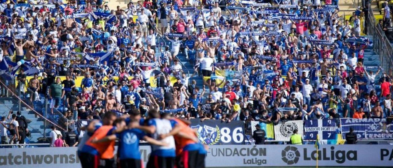 Los jugadores del representativo se conjuran antes del último clásico.