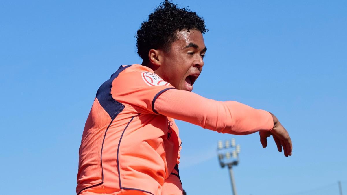 Shane Kluivert celebró así su gol contra el Espanyol