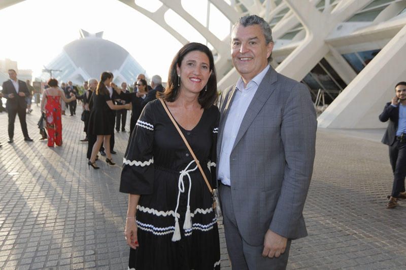 Hortensia Herrero y Jaume Plensa inauguran la exposición de esculturas del barcelonés en la Ciudad de las Artes