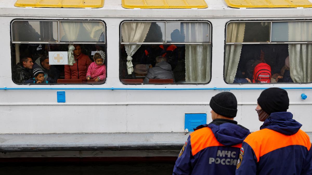 Evacuación de civiles de la ciudad ucraniana de Jersón