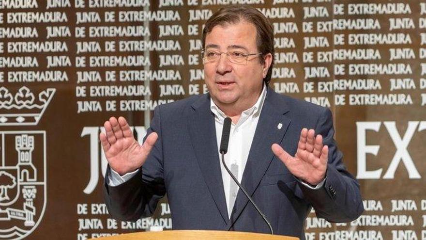 El presidente de Extremadura pide una reunión con la ministra de Trabajo para analizar la subida del SMI