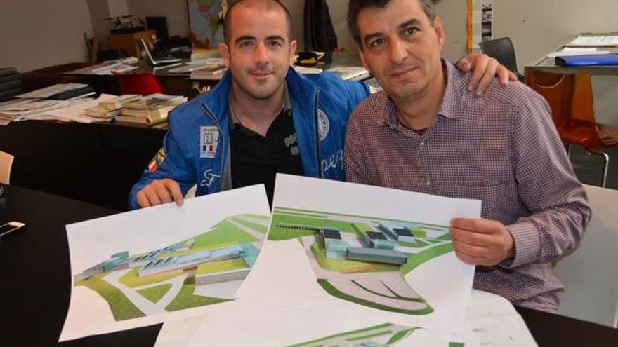 Hernan Altamore i Jordi Busquets, de SkyDiveBCN, amb el projecte