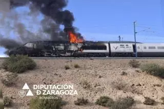 Siguen los retrasos en la línea Madrid-Barcelona tras el incendio de un AVE en Zaragoza