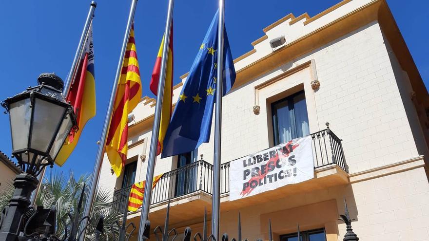 Begur modifica l’ordenança municipal per permetre la instal·lació de plaques fotovoltaiques als teulats