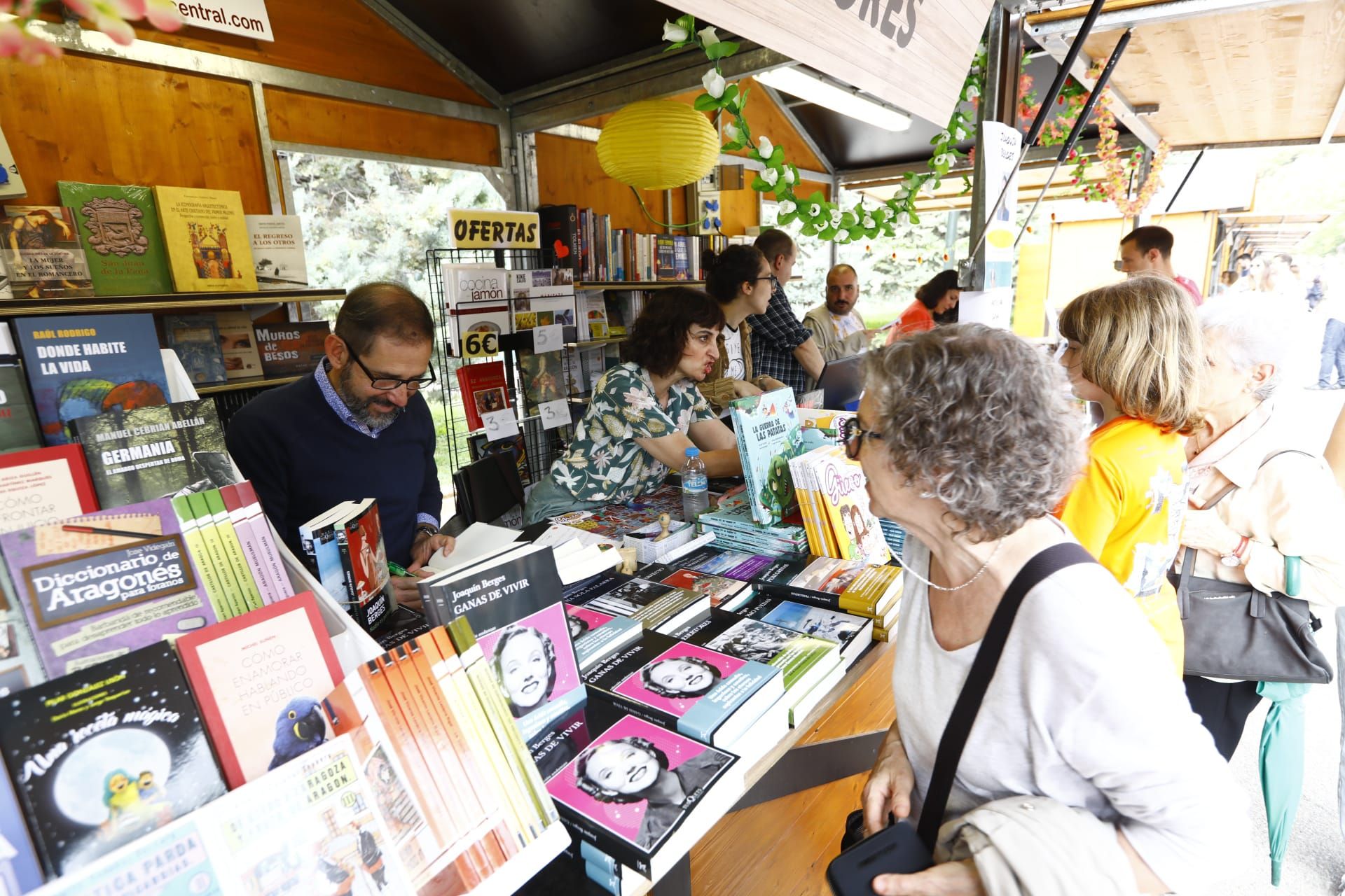 En imágenes | Inauguración de la Feria del Libro de Zaragoza