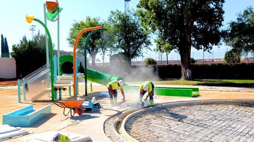 Un pueblo de Sevilla estrenará este verano un parque acuático infantil con piscina y juegos de agua