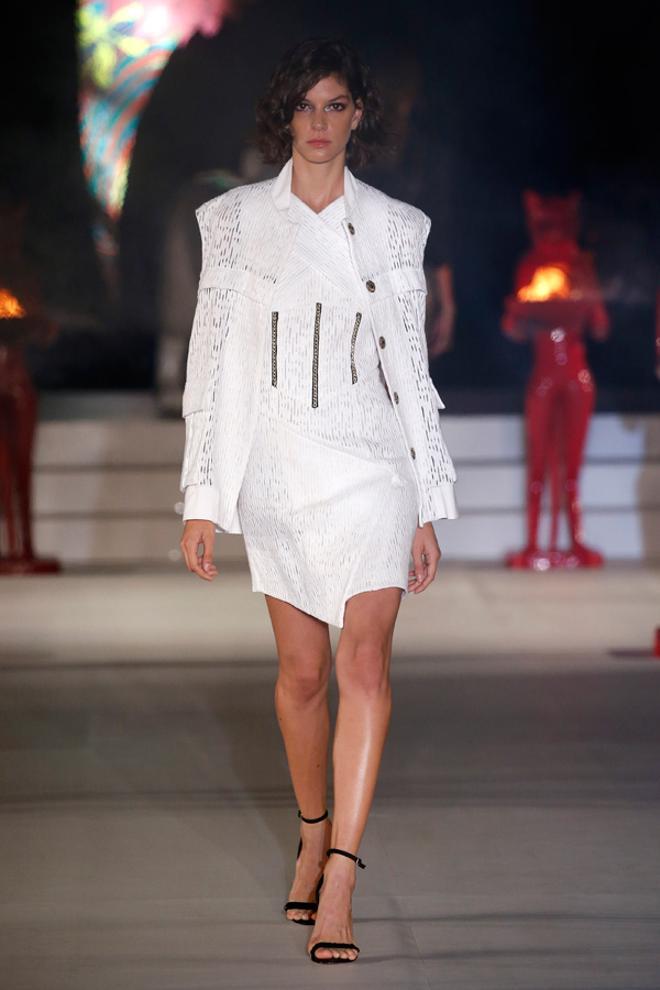 Mercedes Benz Fashion Weekend Ibiza: look blanco ibicenco, de Alvarno