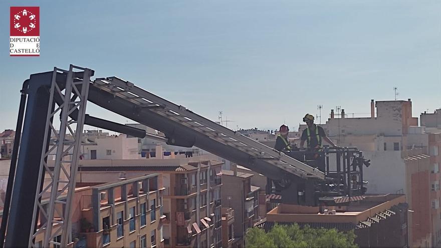 Atrapados en su propia terraza en Almassora