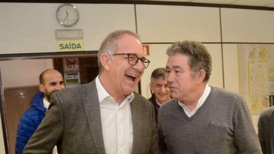 López Cerrón y Lores, con Muñiz y Reinaldo al fondo. // Rafa Vázquez