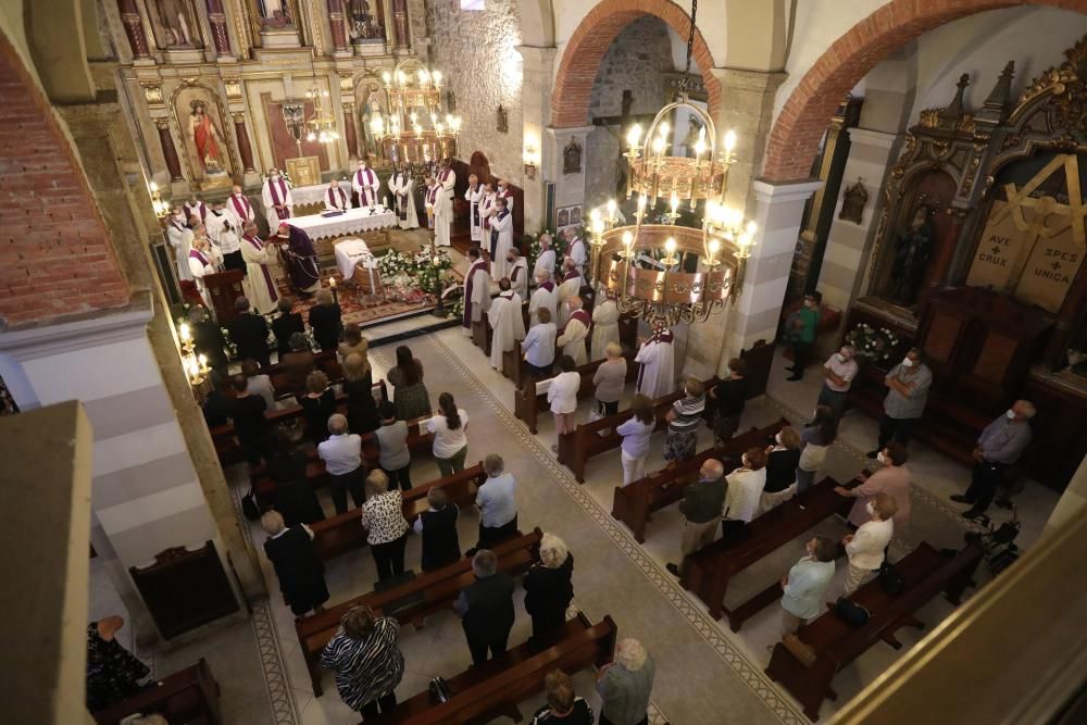 Funeral de José Manuel Feito, párroco de Miranda
