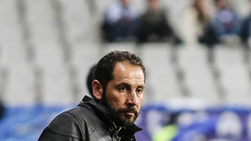 Pablo Machín, durante el encuentro del Tartiere.