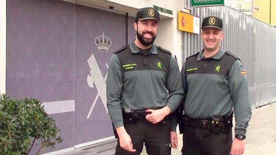 Juan Miguel Rubio y Carlos García, los agentes que salvaron la vida al turista germano.