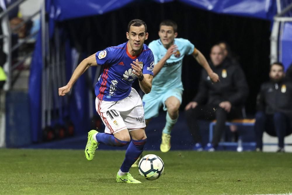 El partido entre el Real Oviedo y el Barcelona B, en imágenes