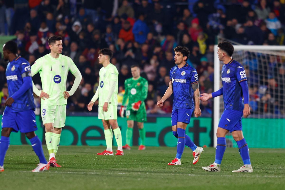 Mauro Arambarri of Getafe CF celebrates a goal during the Spanish League, LaLiga EA Sports, football match played between Getafe CF and FC Barcelona at Coliseum de Getafe stadium on January 18, 2025, in Madrid, Spain. AFP7 18/01/2025 ONLY FOR USE IN SPAIN. Dennis Agyeman / AFP7 / Europa Press;2025;SPAIN;SPORT;ZSPORT;SOCCER;ZSOCCER;Getafe CF v FC Barcelona - LaLiga EA Sports;