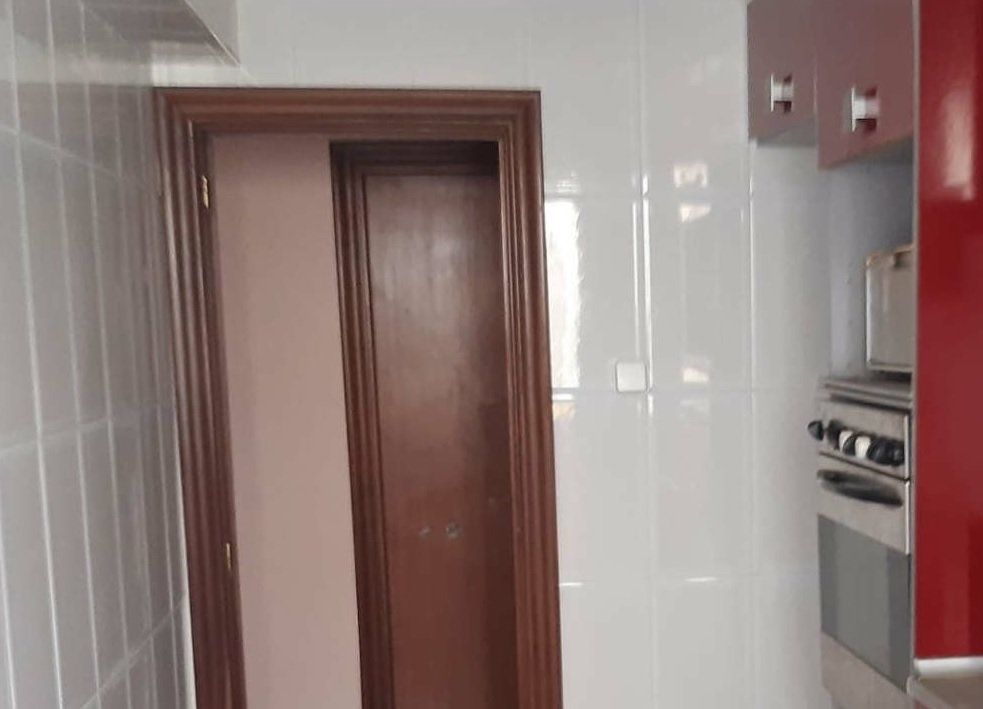 Piso a la venta en la calle Juan Pinyol por 70.000€