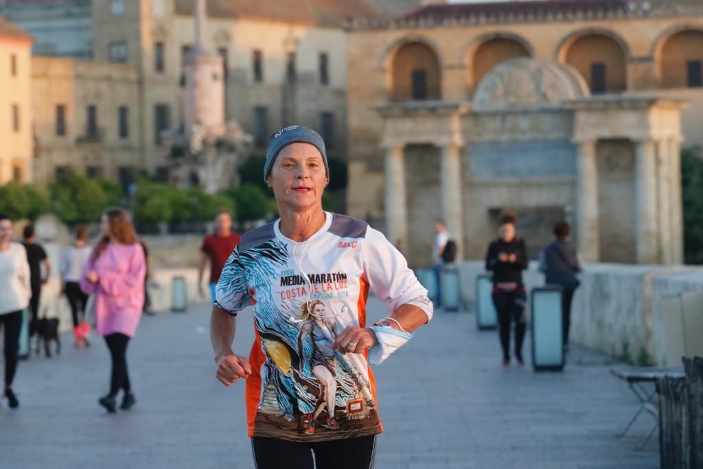 Coronavirus en Córdoba: numerosos cordobeses salen a pasear y a correr desde primera hora