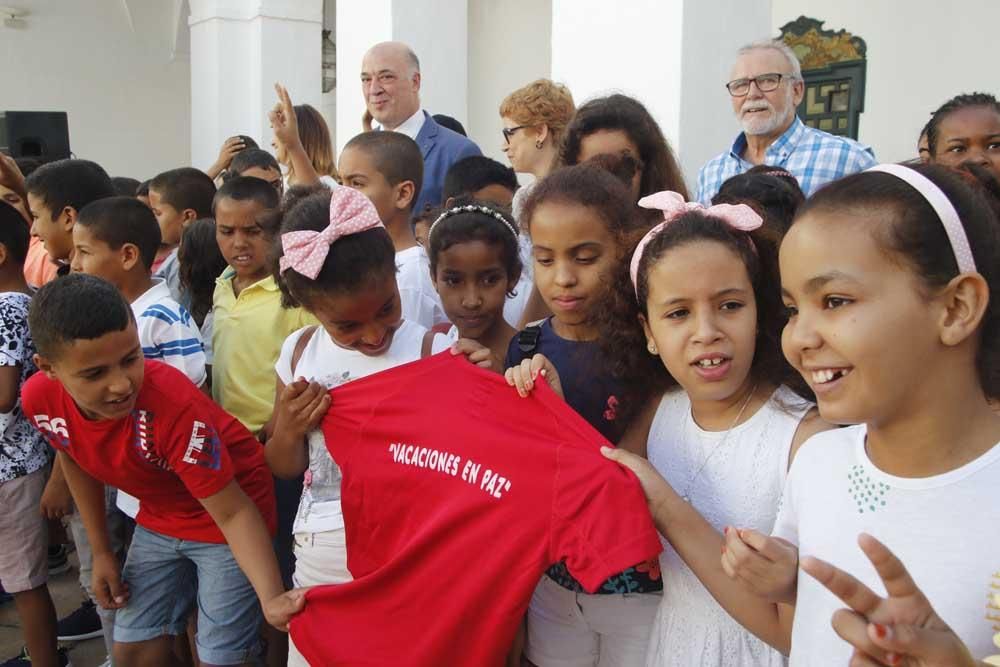 Bienvenida a los niños saharauis