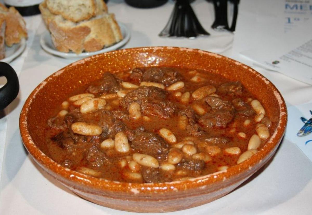 Lena rinde homenaje a la tradición con sus I Jornadas de Sabores de Otoño