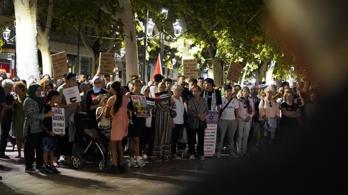 Xàtiva acoge una concentración de apoyo al pueblo palestino