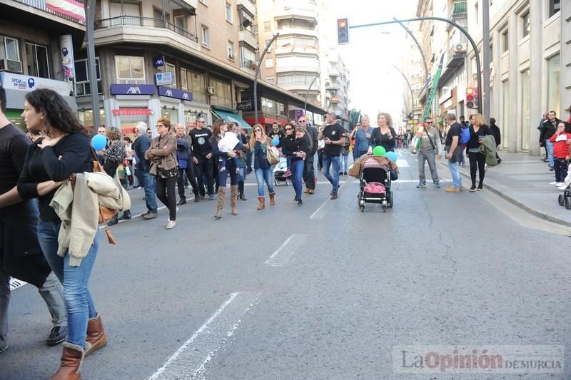 Miles de policías claman en Murcia para exigir "equiparación real" de sus salarios