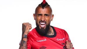 Arturo Vidal, nuevo jugador del Athletico Paranaense